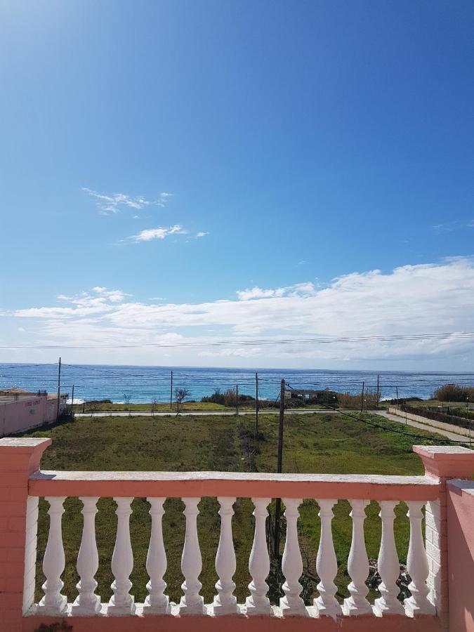 Issos * Agios Georgios (Corfu)