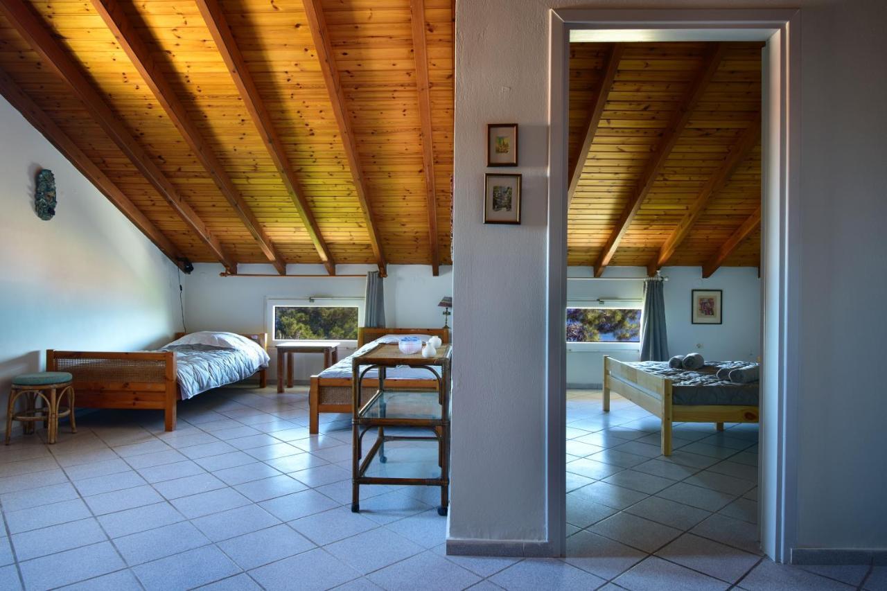 By The Sea - πάνω στη θάλασσα Villa Kavos