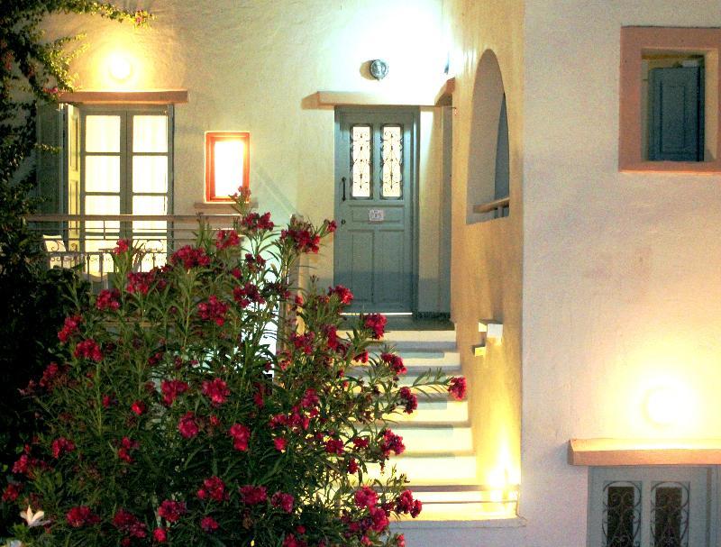 Nissia Kamares Aparthotel 3*