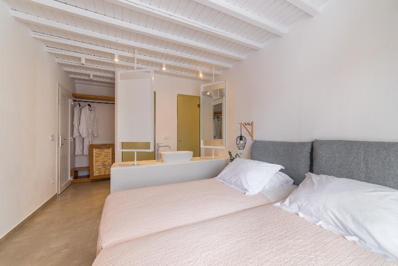 Vienoula's Garden 4* Mykonos Town