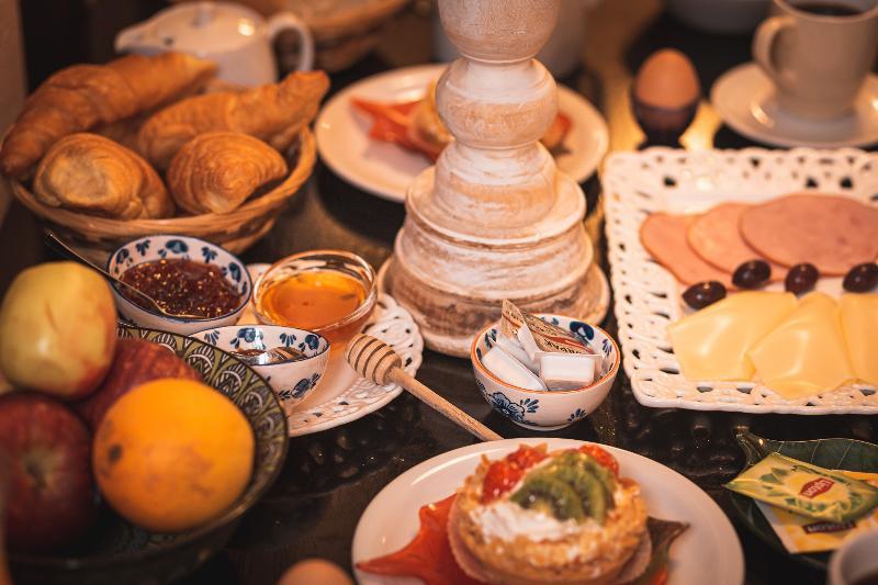 V.a Boutique And * Acharavi (Corfu)