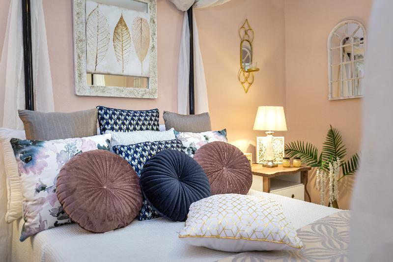V.a Boutique And Apartment *