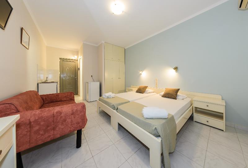 Karras Annex Hotel 3*