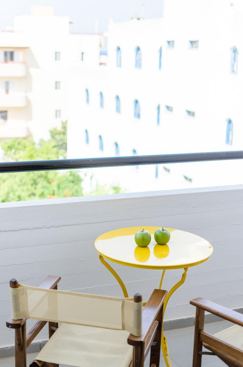 Apartment Happiness *