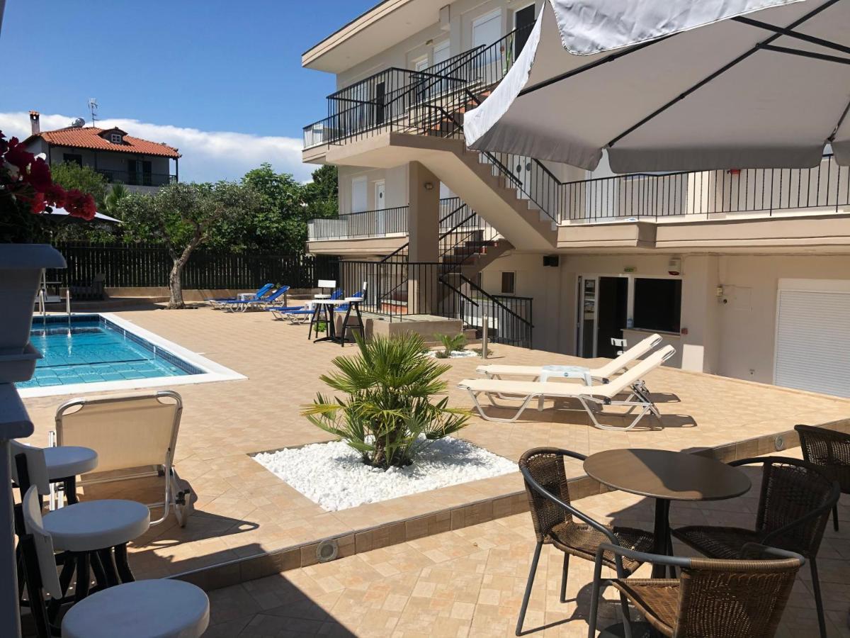 Brother's House Aparthotel