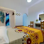 Akis Hotel