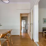 Cozy Apt. With Veranda In Exarcheia