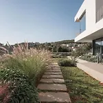 Seaside Villa With A Pool