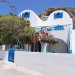 Santorini Seaside Retreat - Flora\'S Summer Escape