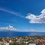 Harris Elegant House Superb View Near Airport