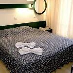 Saronicos Hotel