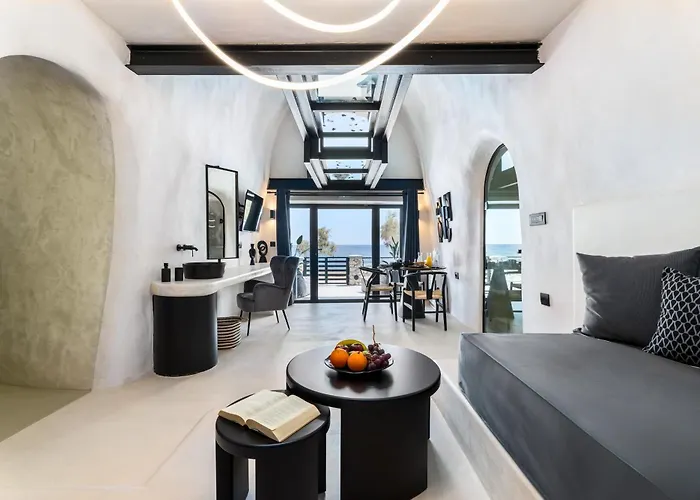 Neoma Luxury Suites