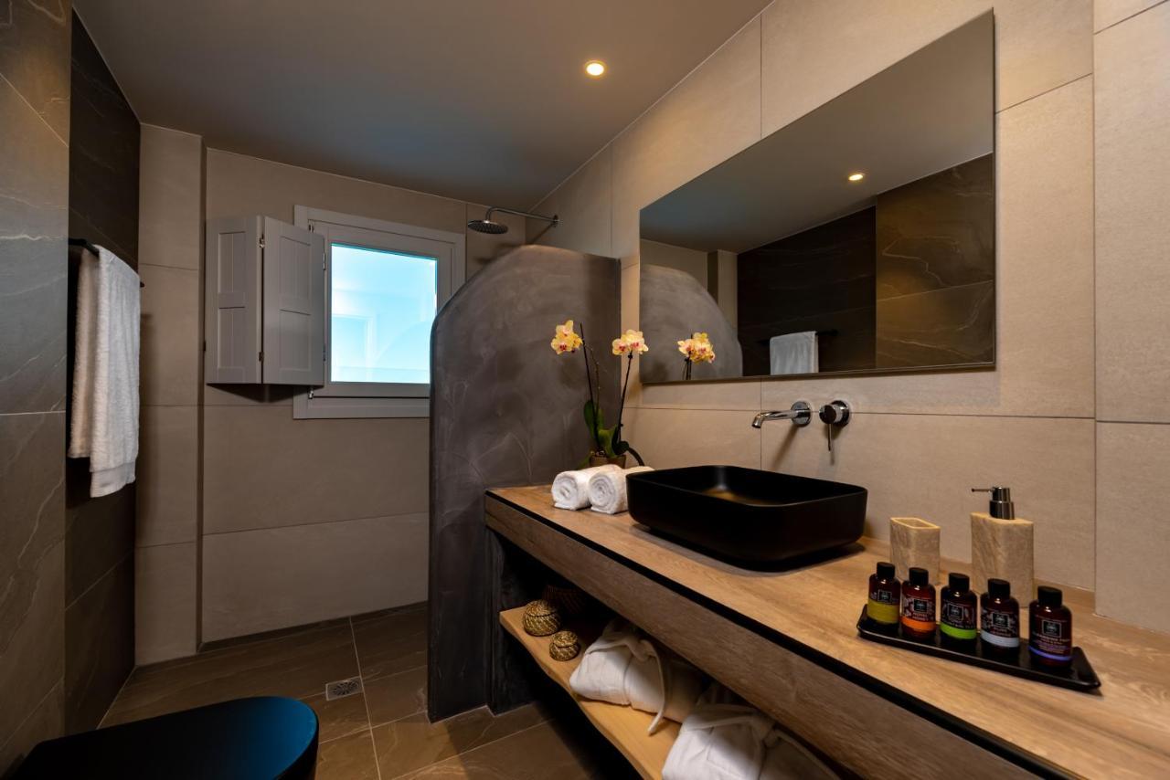 Neoma Luxury Aparthotel