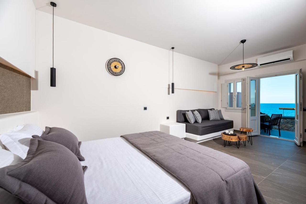 Neoma Luxury Karterados (Santorini)