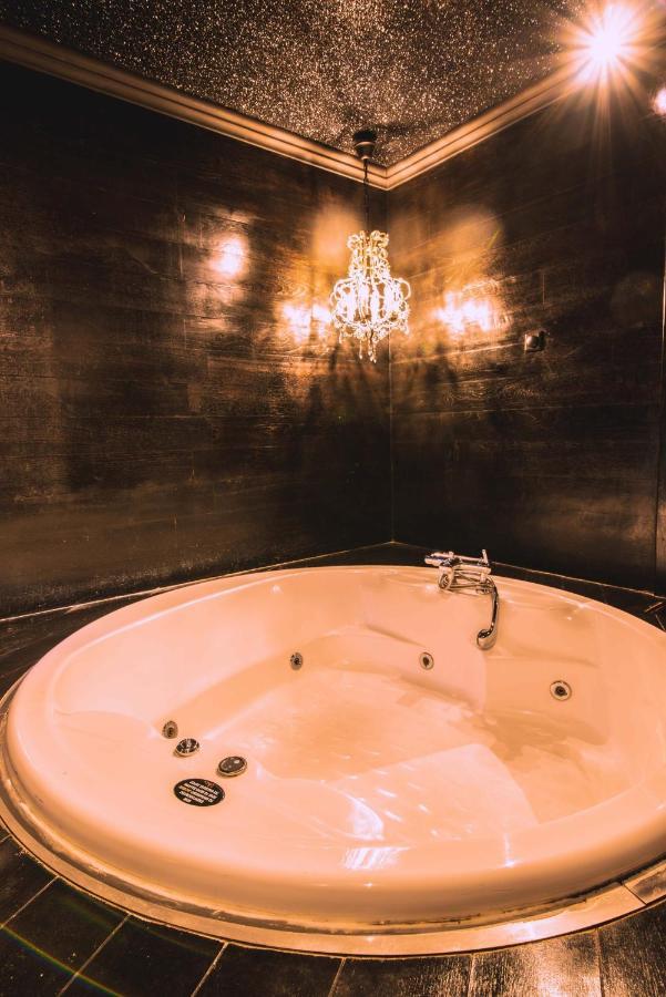 Hotel Ruby Kifisia - Adults Only