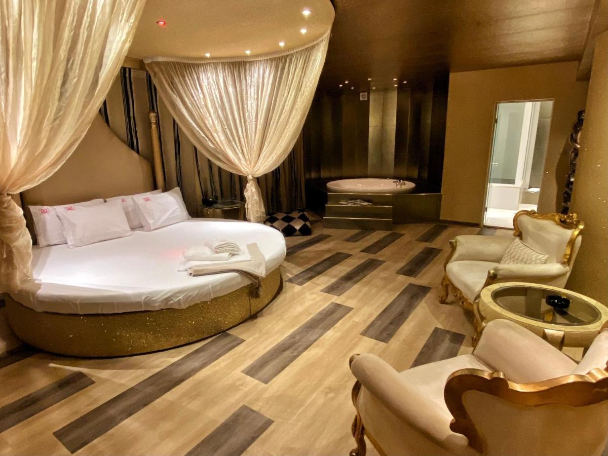 Hotel Ruby Kifisia - Adults Only