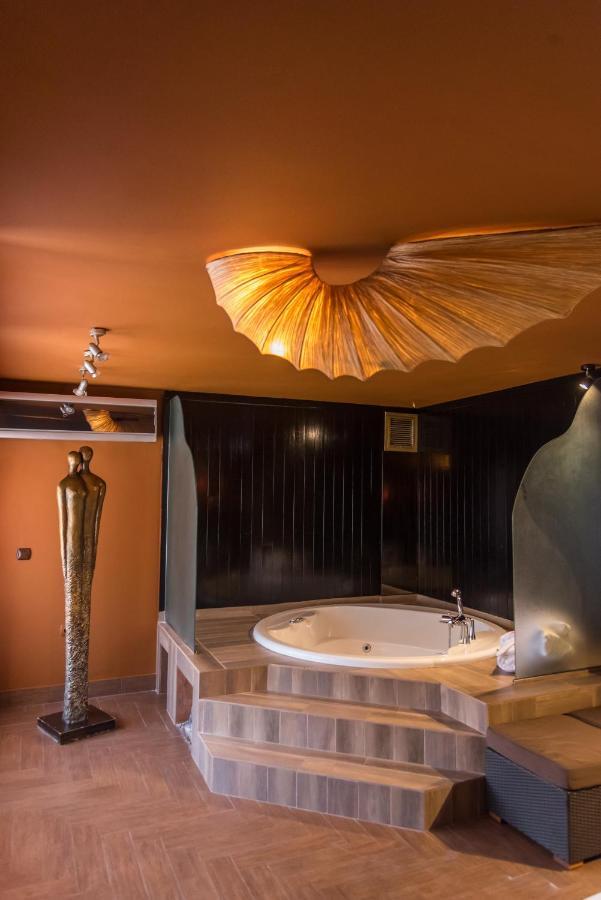 Hotel Ruby Kifisia - Adults Only