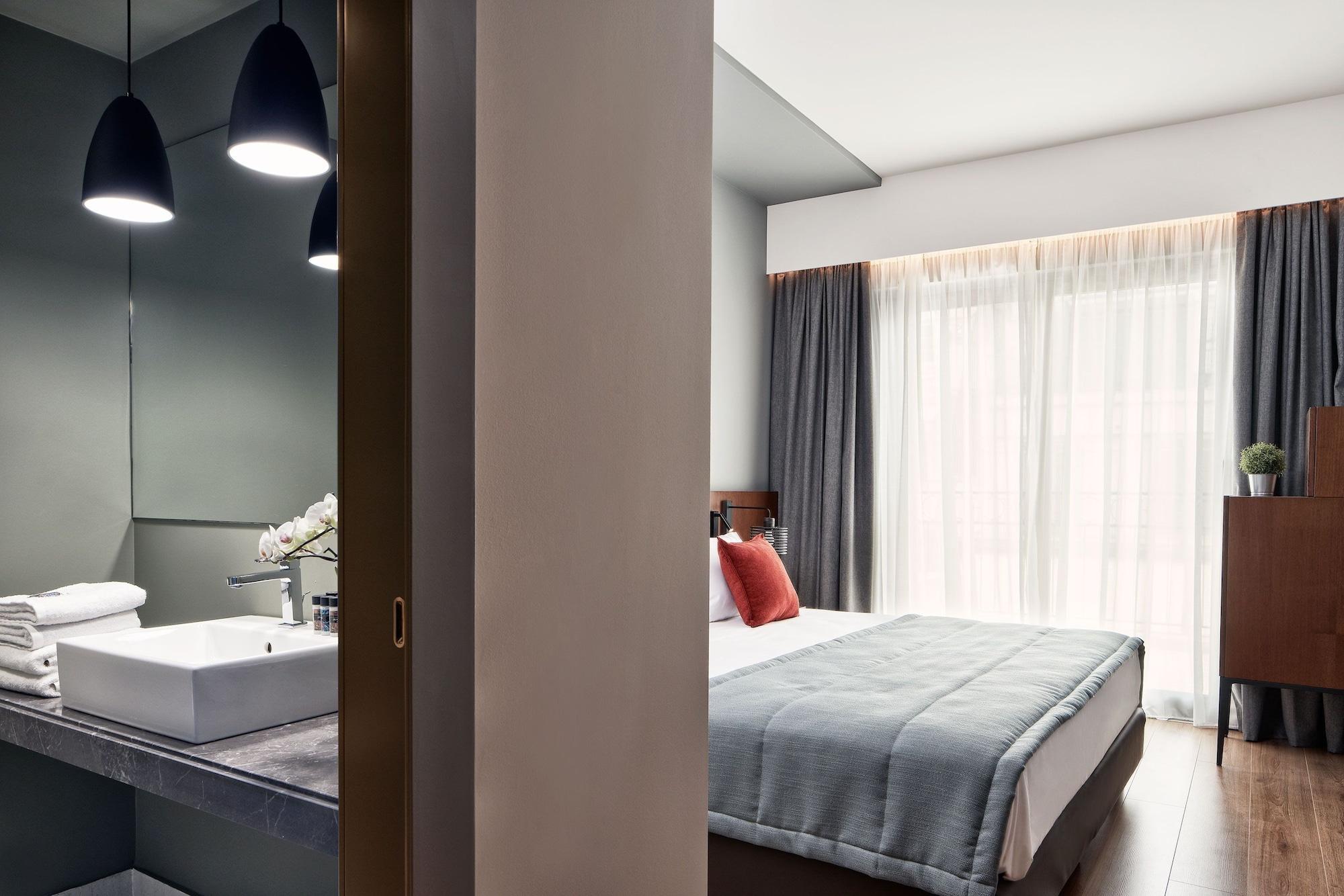 Achilleas 3* Athens