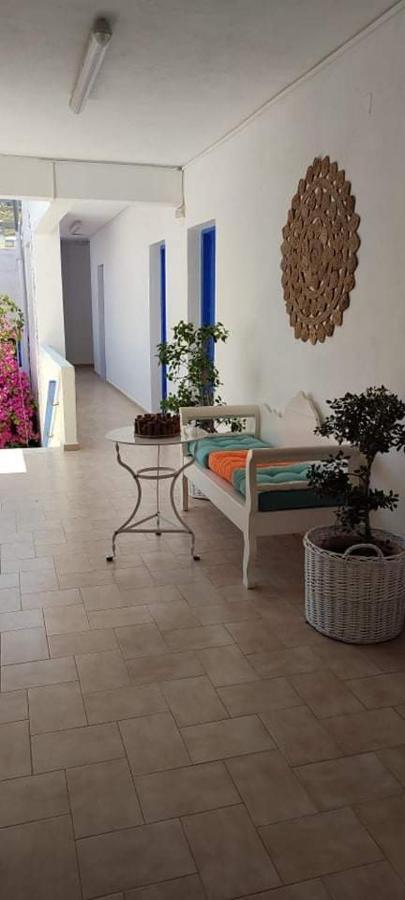 Dioni Hotel Kamari (Santorini)
