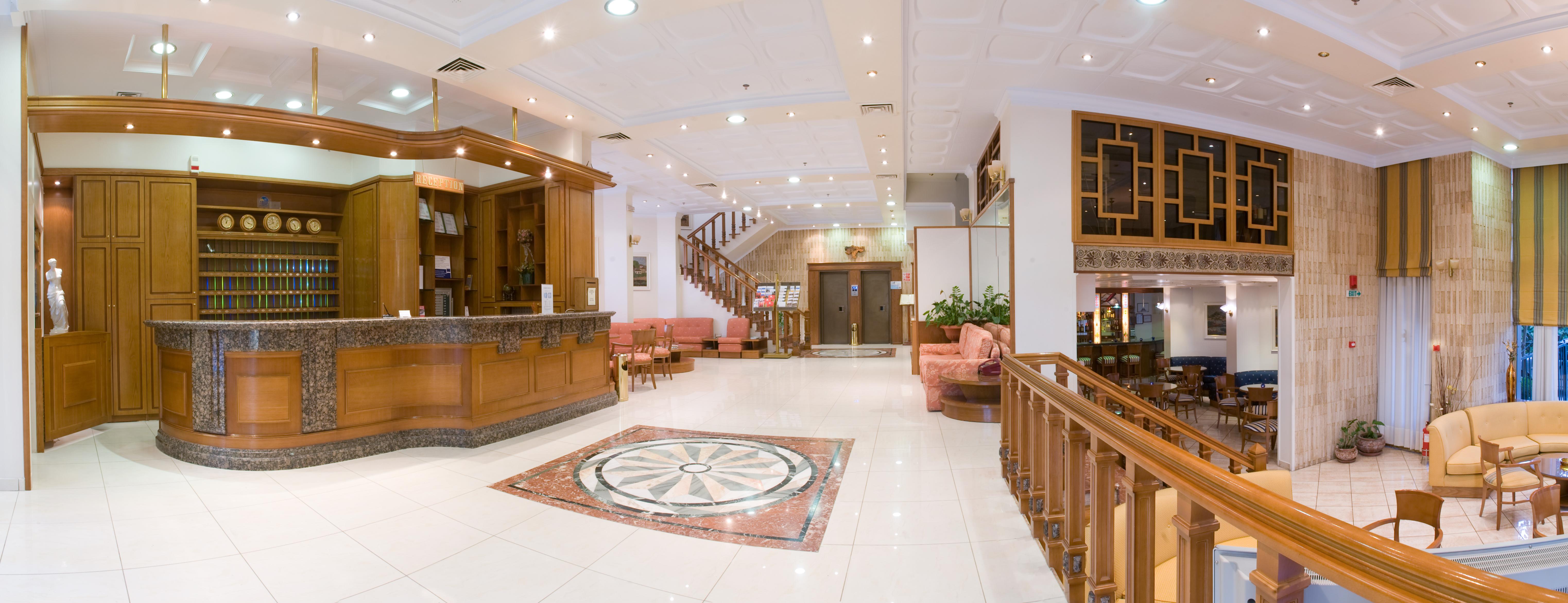 Emmantina Hotel