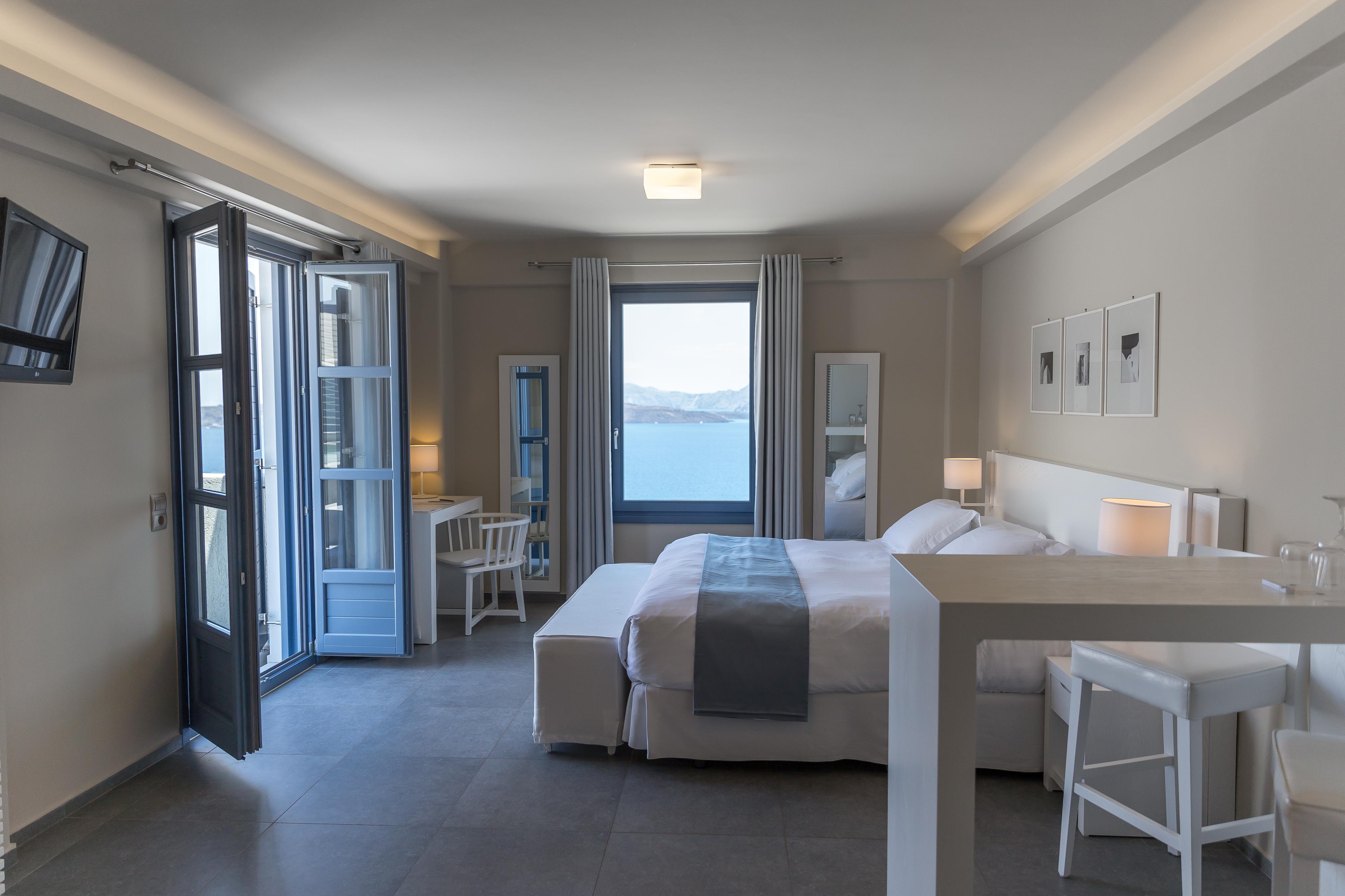 Acroterra Rosa Luxury & Akrotiri (Santorini)