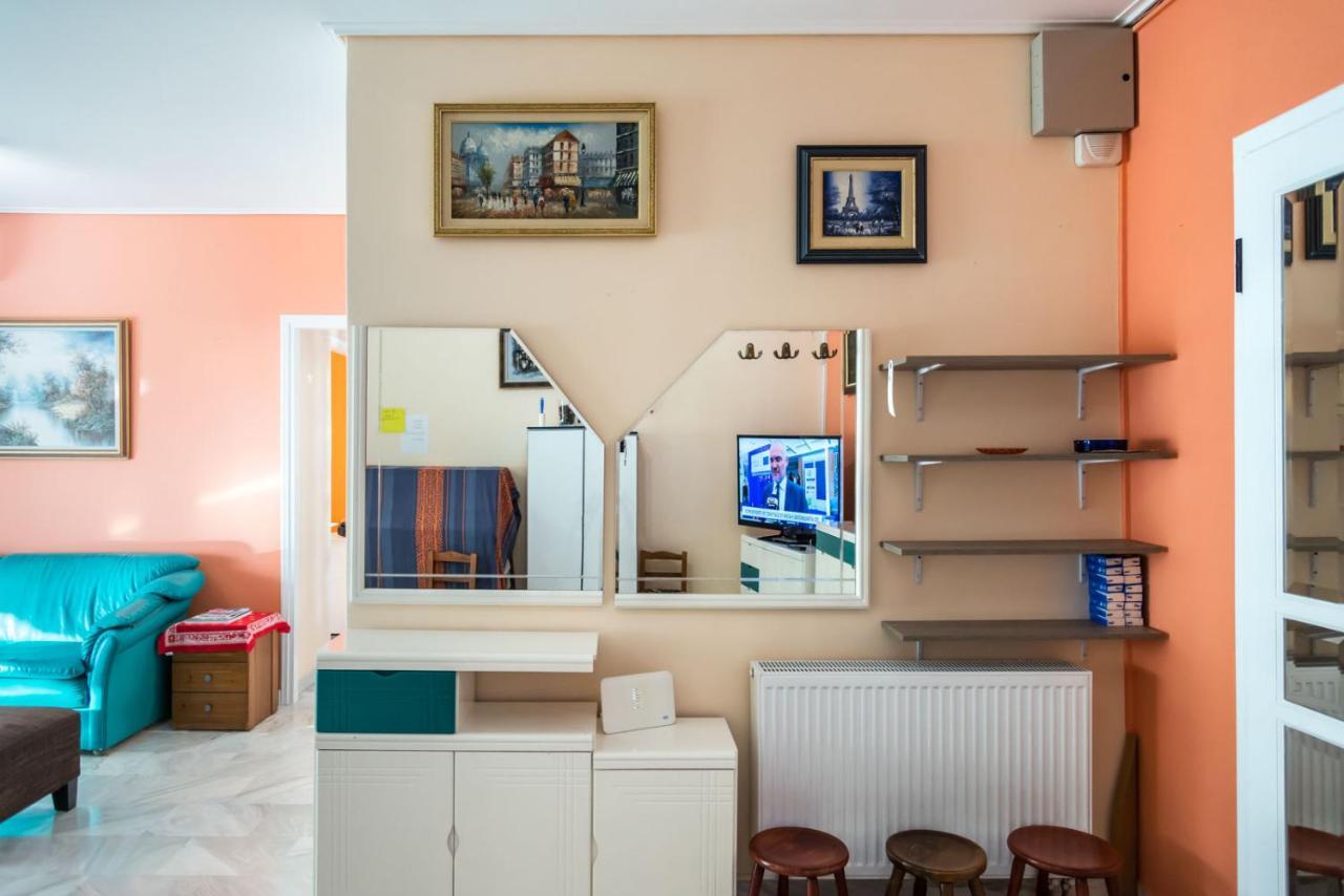 Flisvos Elite Seafront Luxury Apartment *
