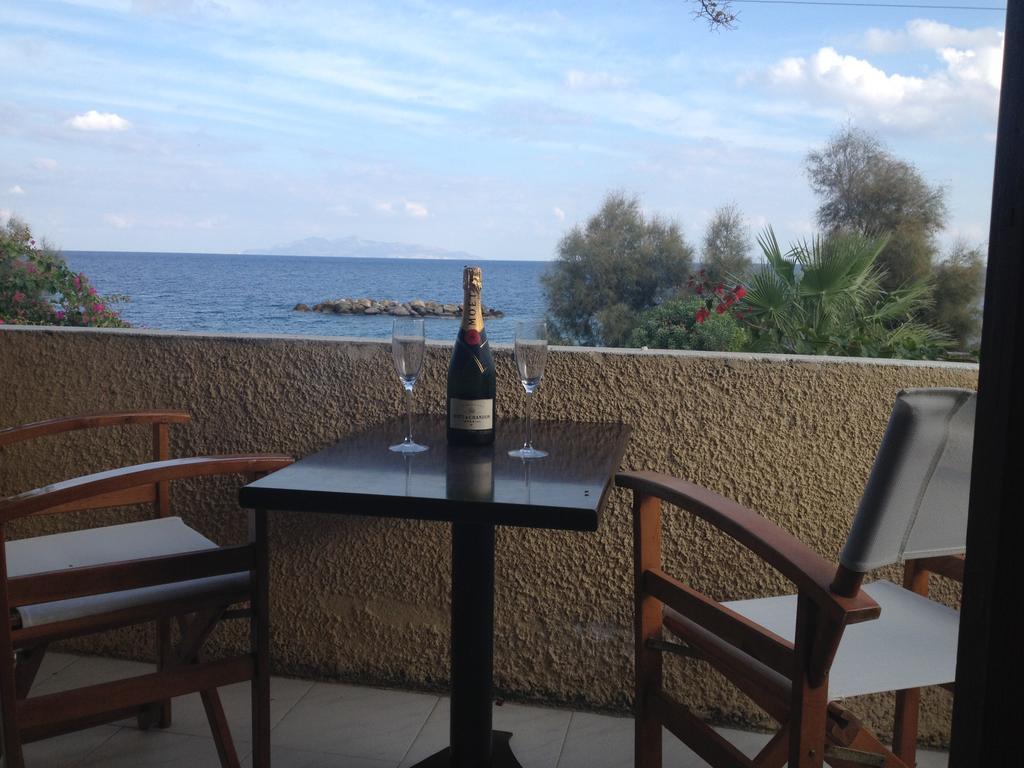 Nostos (adults Only) Hotel Kamari (Santorini)