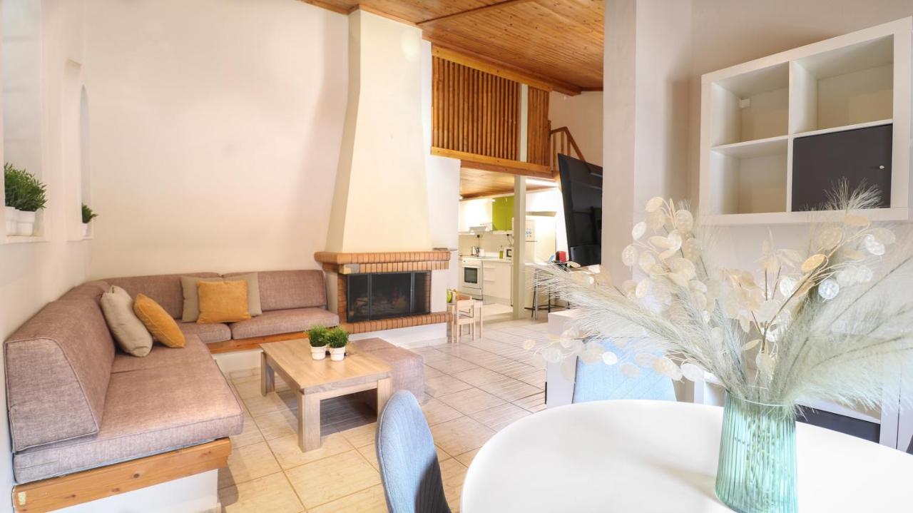 Family House Near Airport Villa Artemida (Attica)