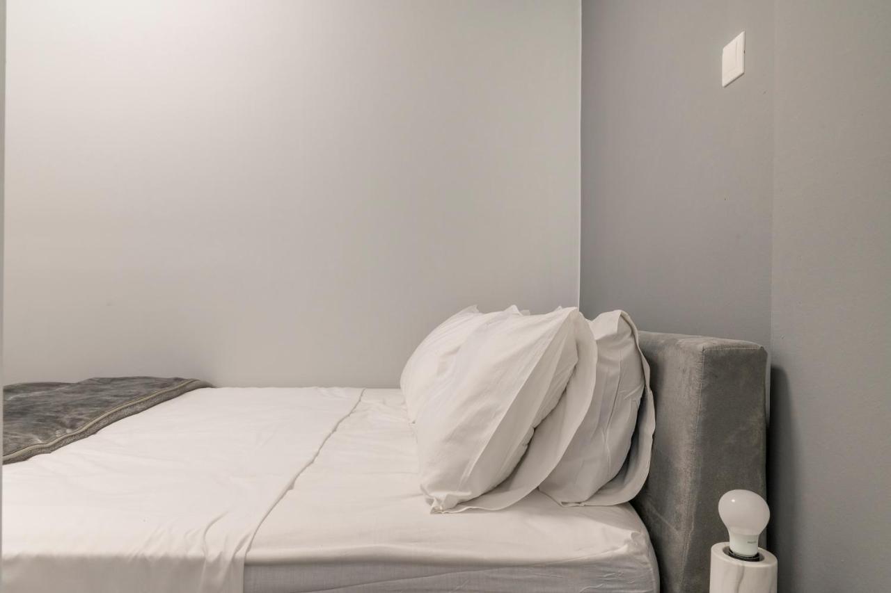 Riviera Eclipse Apartment