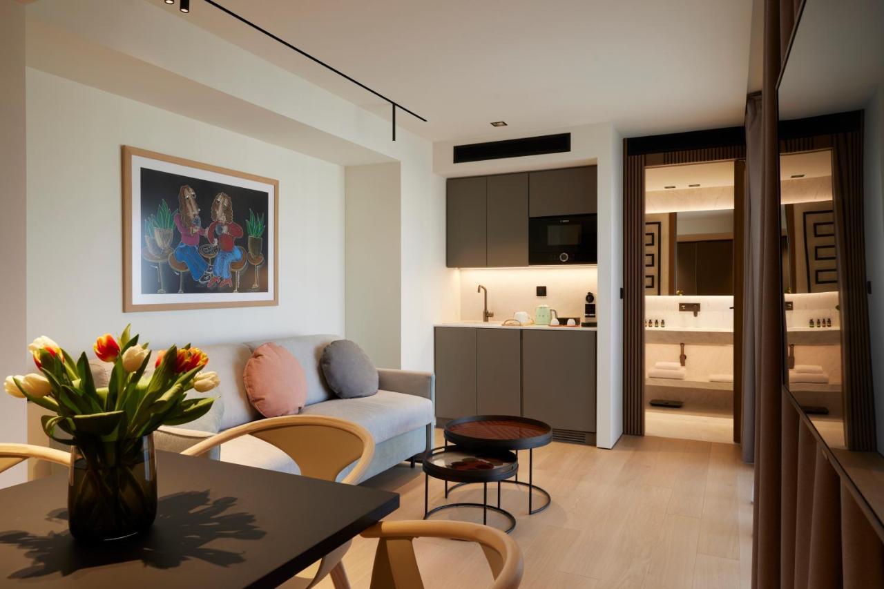 Dusit Suites Hotel