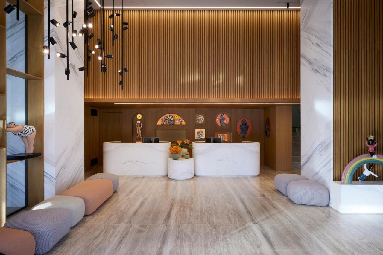 Dusit Suites
