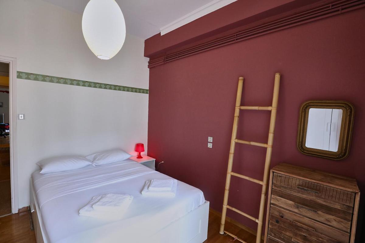 Cozy Apt. With Veranda In Exarcheia Apartment Athens