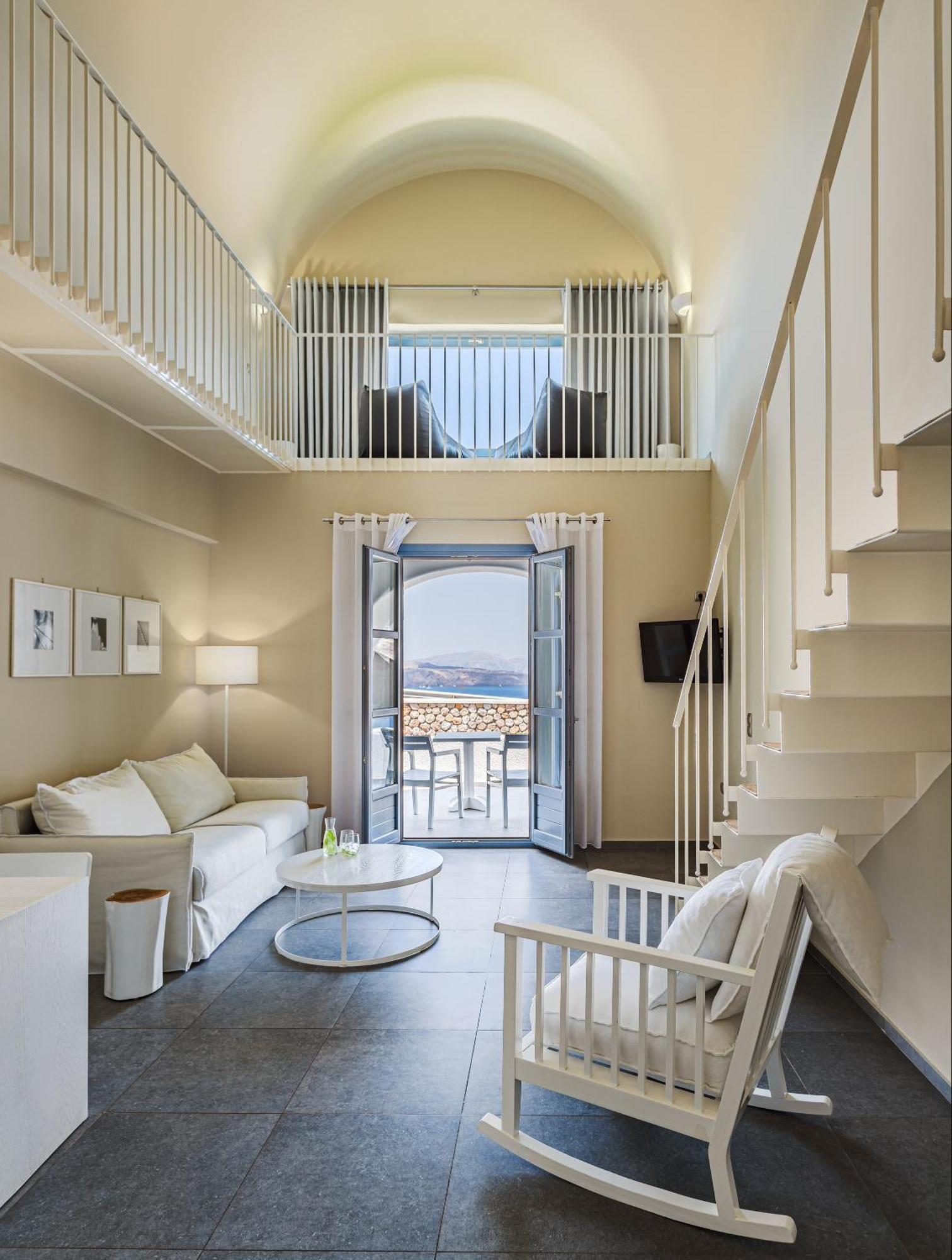 Acroterra Rosa Luxury & Akrotiri (Santorini)