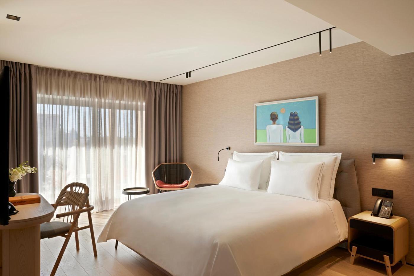 Dusit Suites 5*