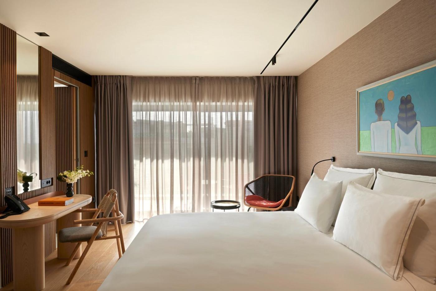 Dusit Suites Hotel