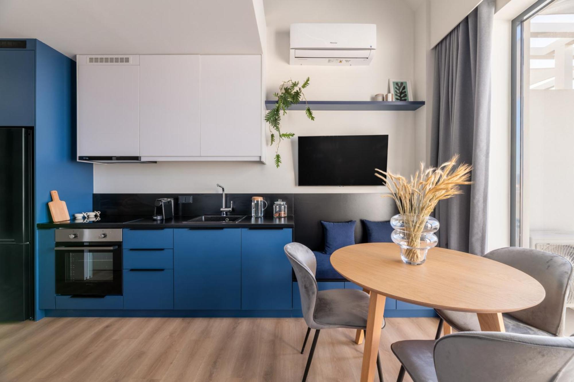 Exceptional Living Lofts By Upstreet Apartment *