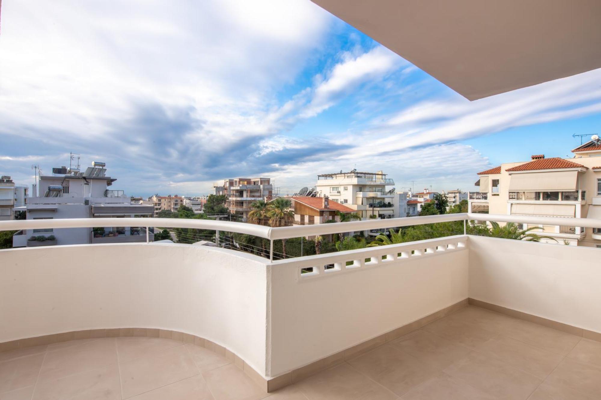 Apartment Phaedrus Living: Glyfada Seaview Luxury Penthouse Athens