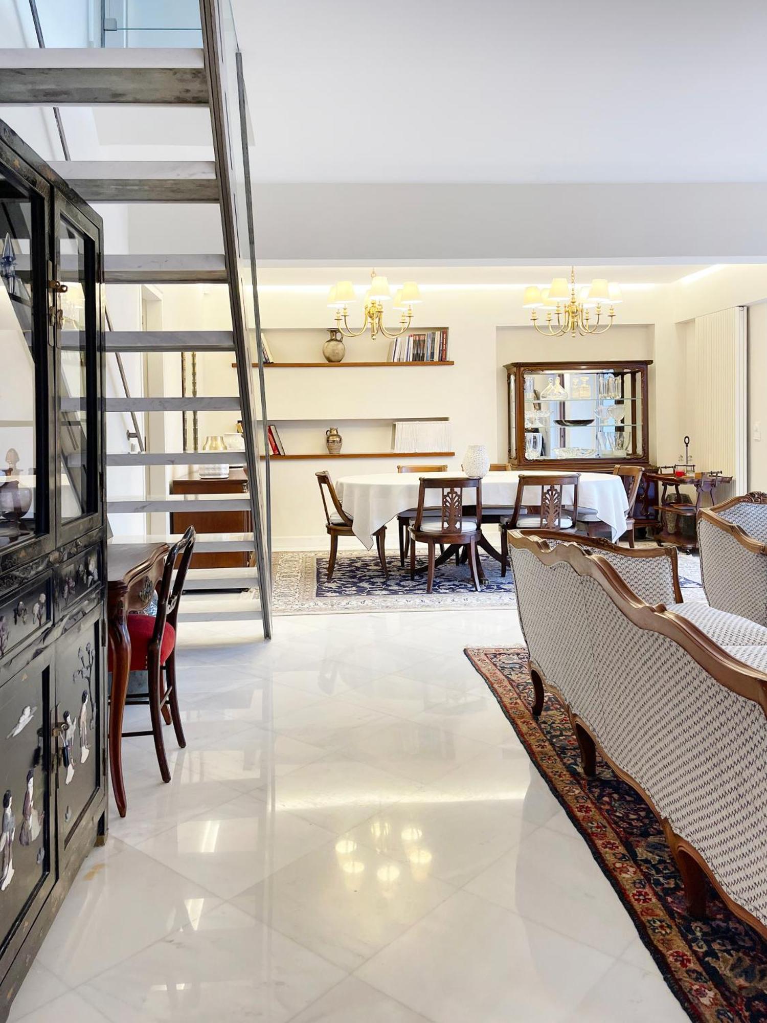Blue Bay Vouliagmeni Luxury
