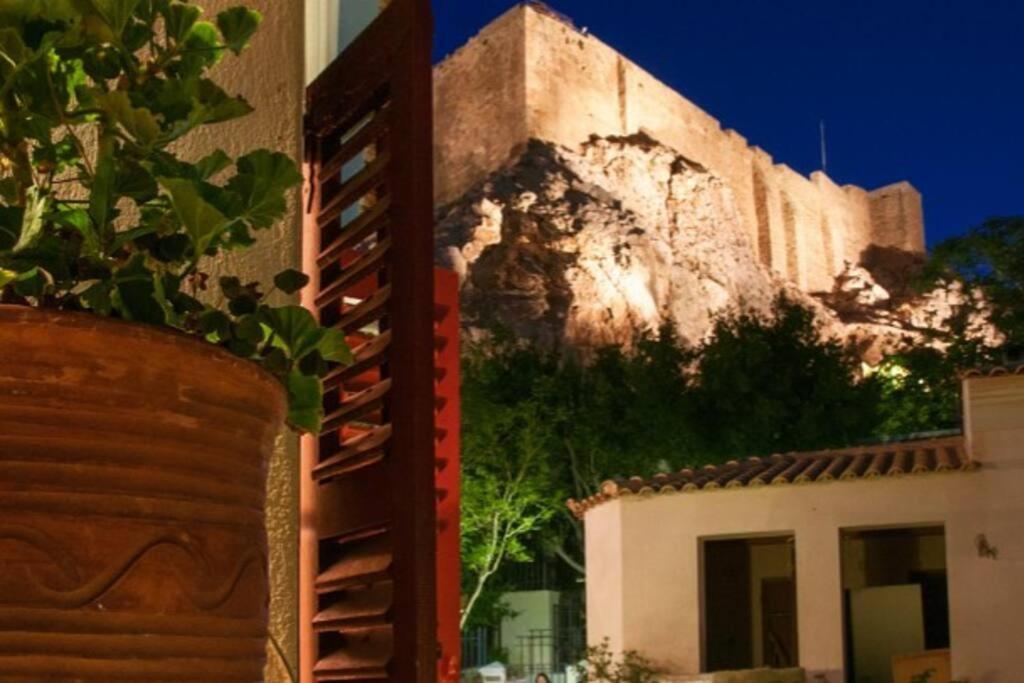 Holiday home At The Foot Of Acropolis. Athens