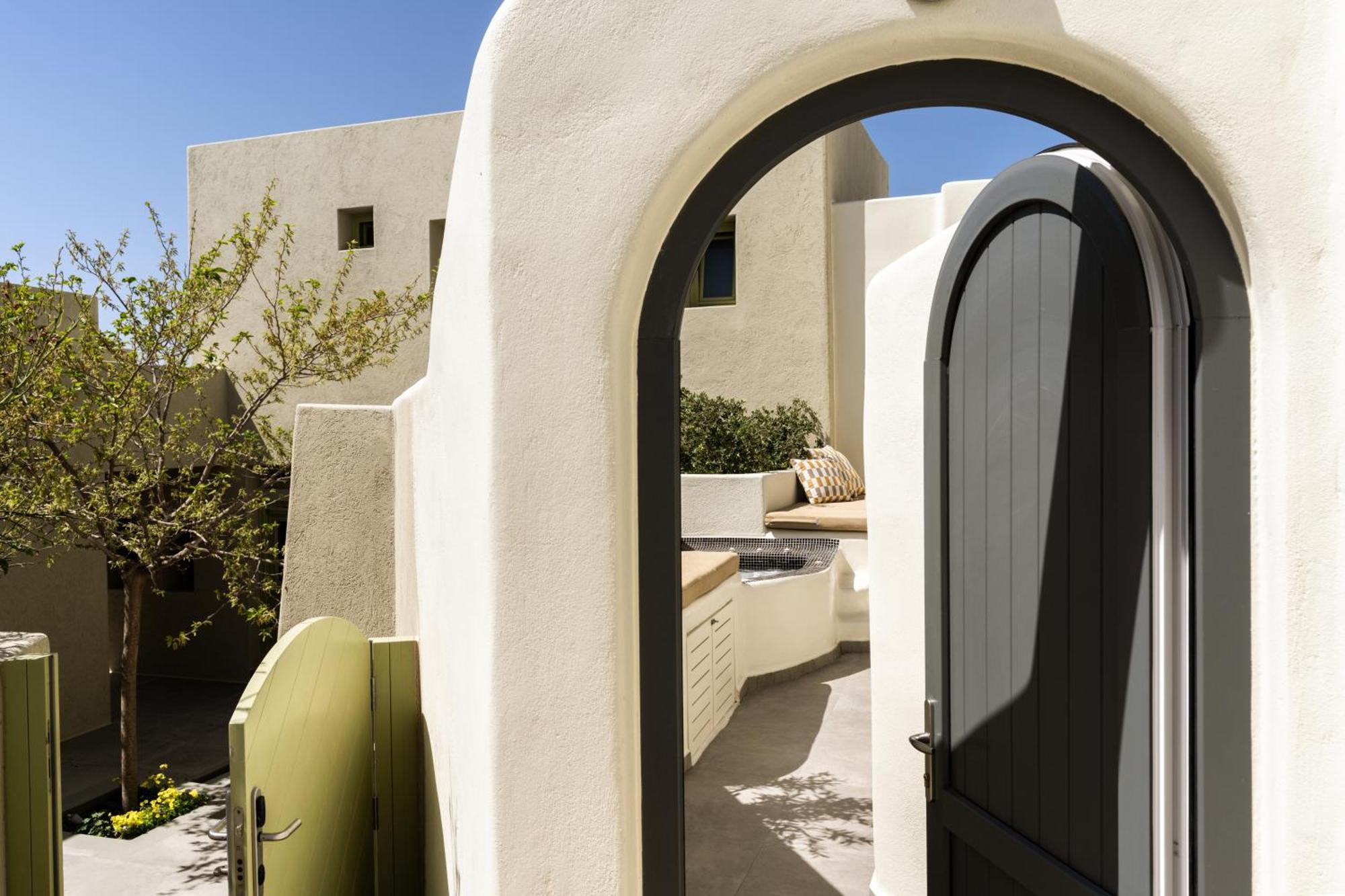 Aeon - Adults Only Bed & Breakfast