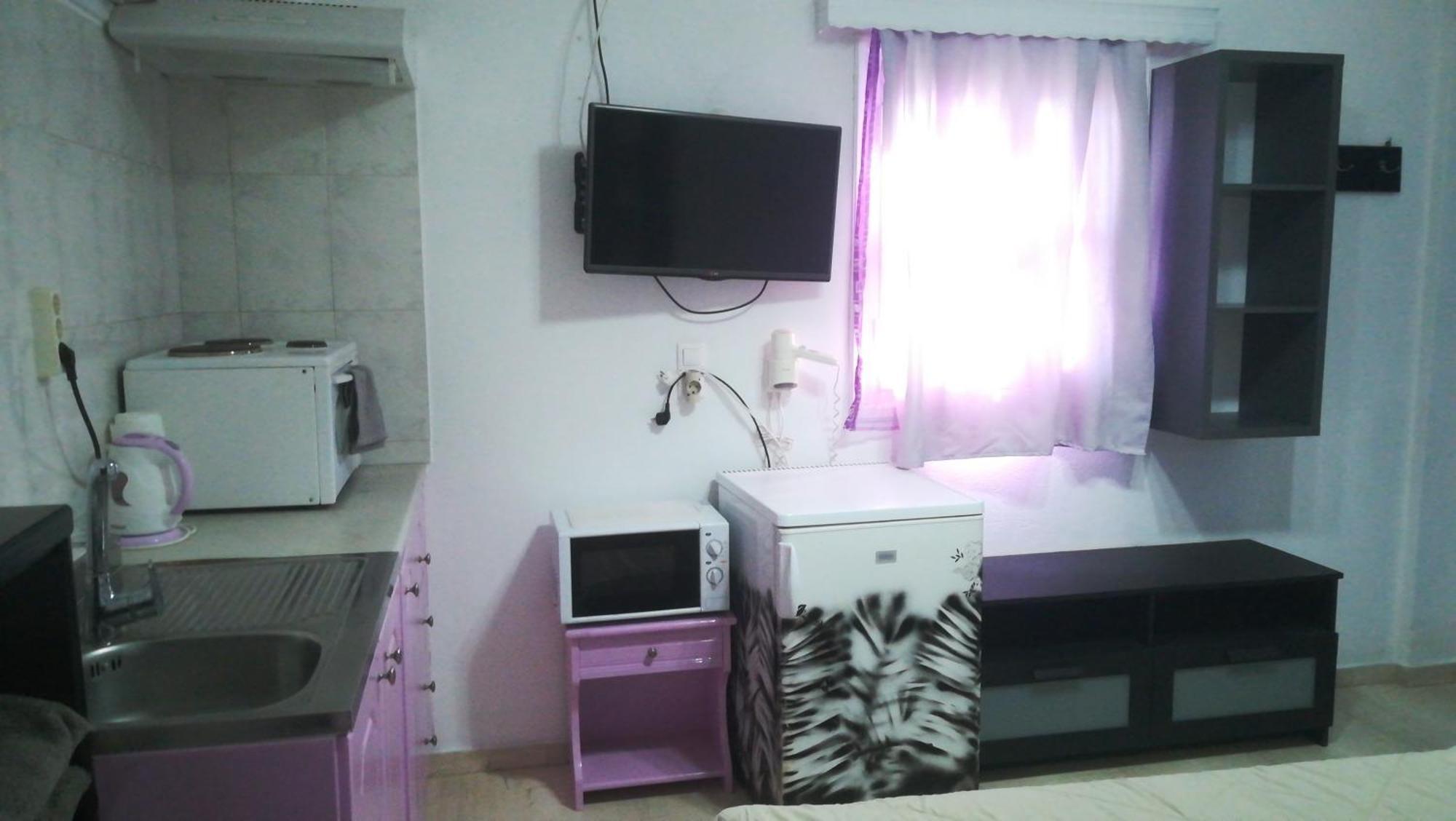 Aparthotel The 3*
