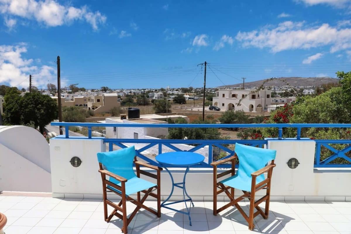 Santorini Seaside Retreat - Flora's Summer Escape Holiday home Perissa (Santorini)