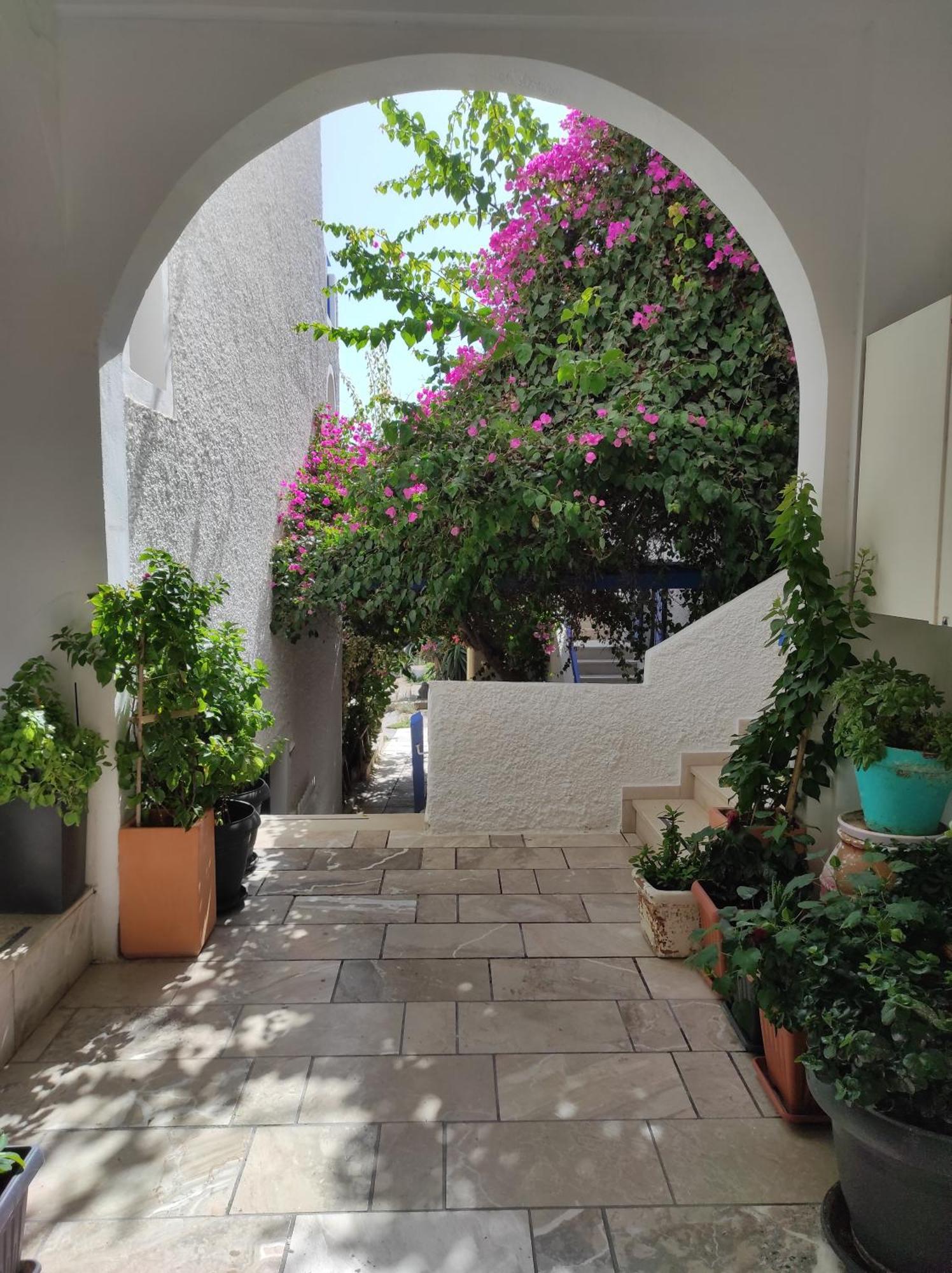 Dioni Hotel
