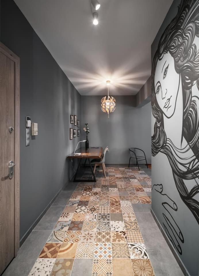 Apartment Superb & Luxury Apt At The Heart Of