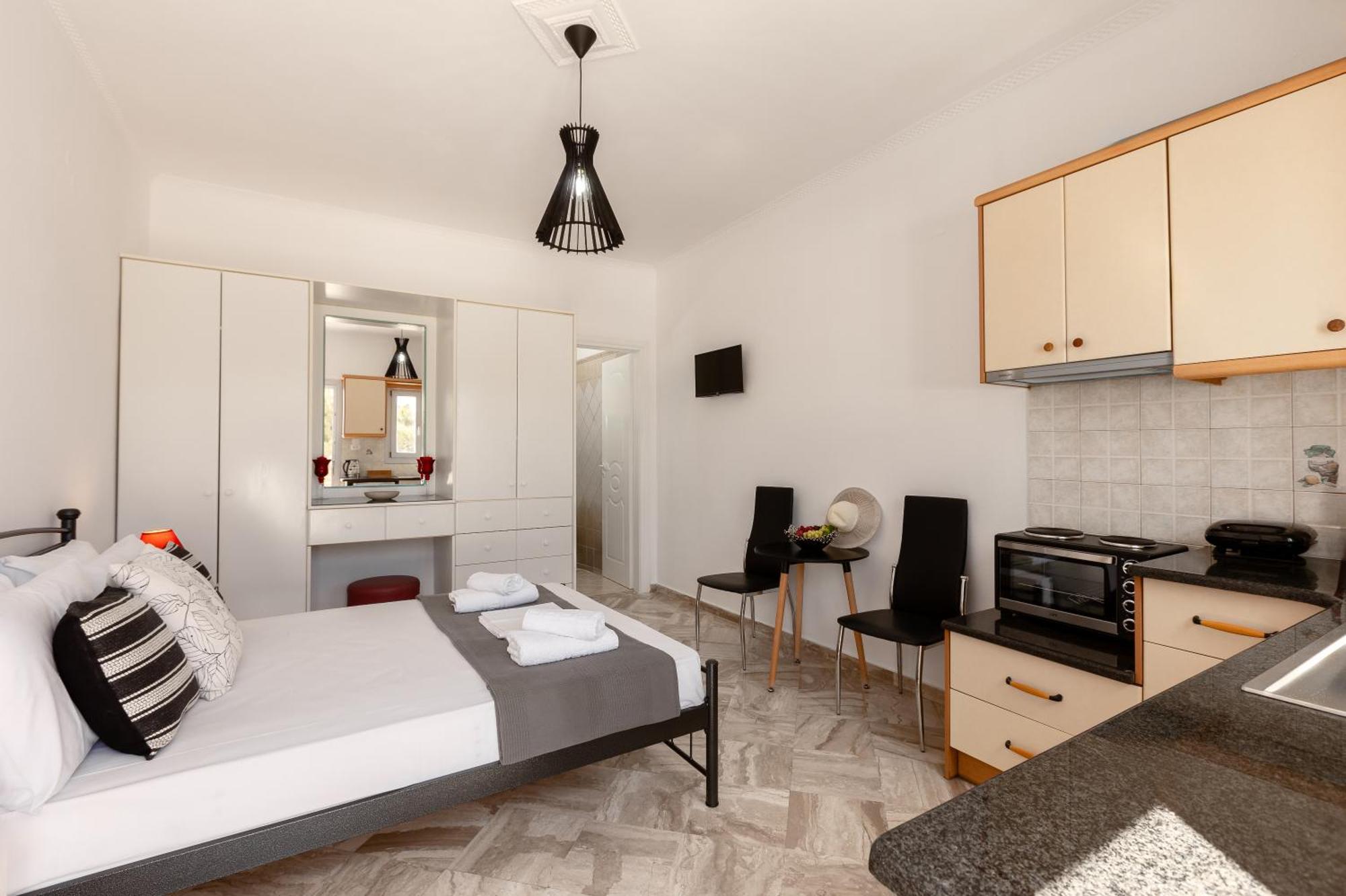 Agapi * Fira (Santorini)