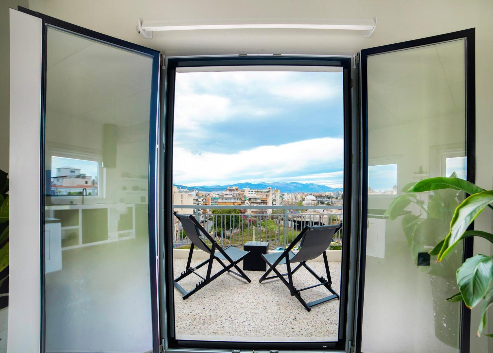 Athenian Noir Blanc Penthouse - Breathtaking View - Center Apartment Athens