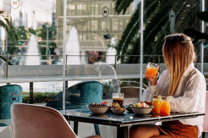 Hotel Skylark, Aluma & Athens