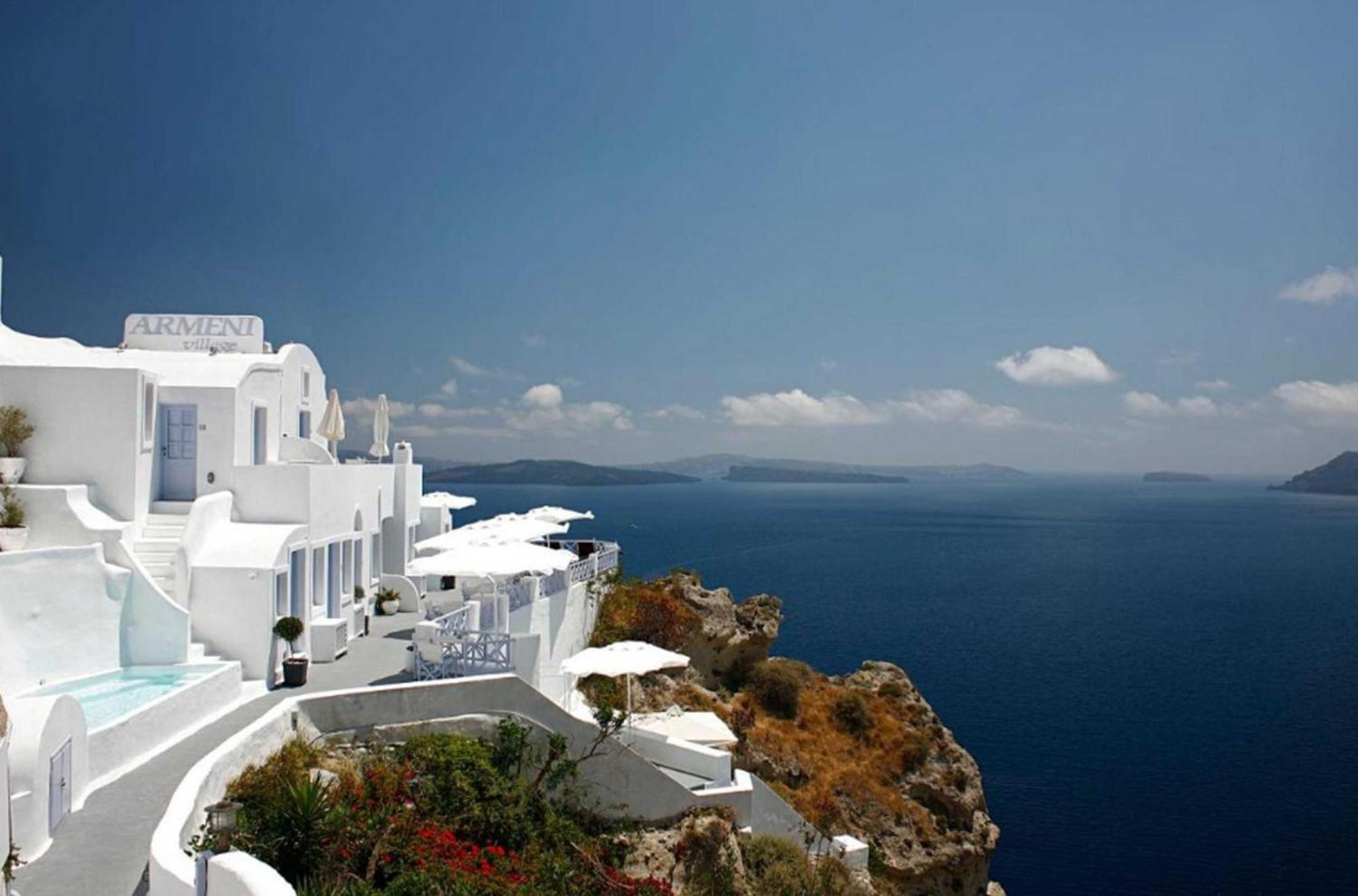 Villa Charming Santorini Yagos 1 Bedroom Min, Children Age 12 Years Private Furnished Balcony With Hot Tub Overlooking The Sea , *