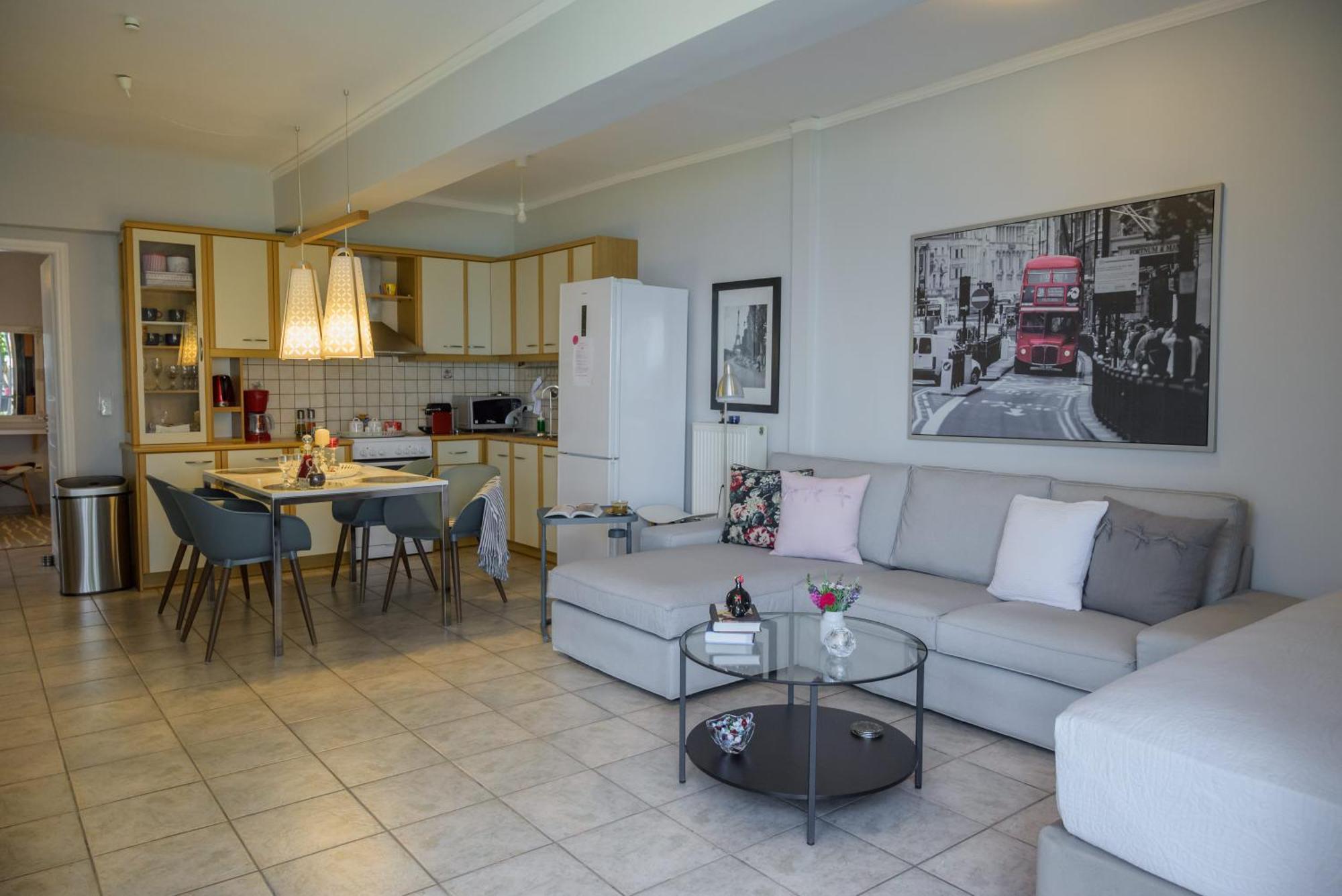 Harris Elegant House Superb View Near Airport Artemida (Attica)