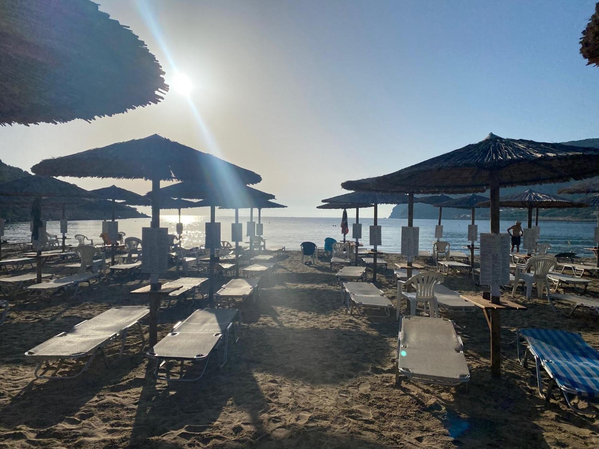 Puerto Villa, By The Sea & The Living Is Easy * Porto Rafti